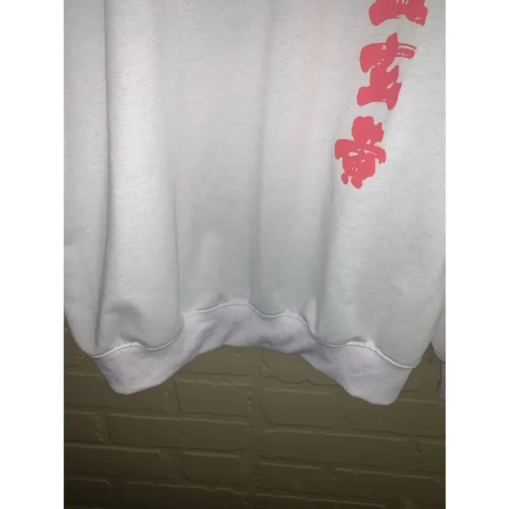 Graphic MSICROW Sweater Size Medium‎